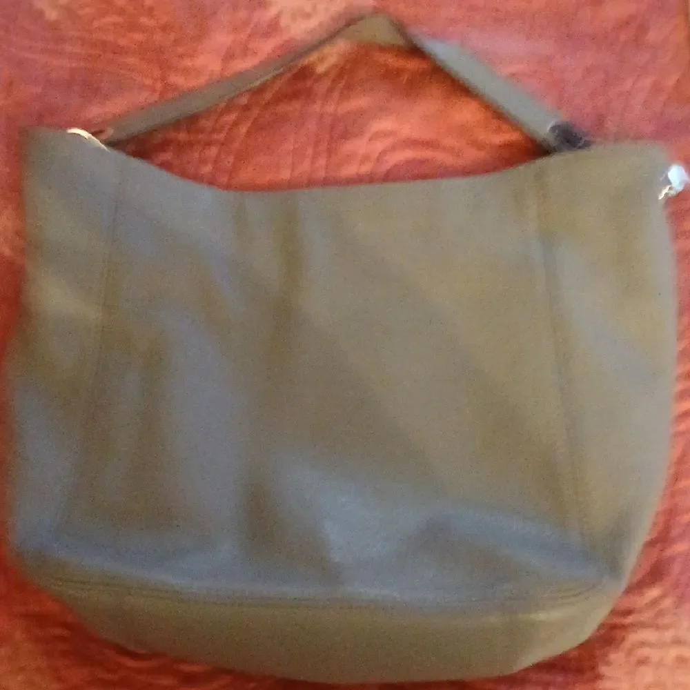Elegant Gray Leather Women's Bag